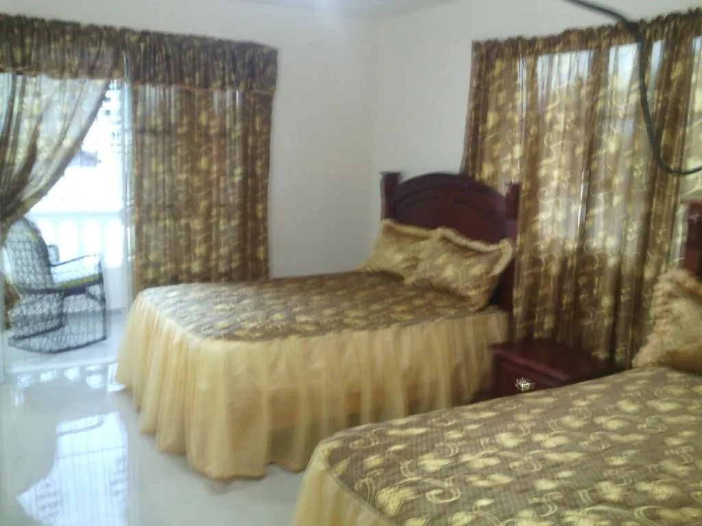 Gran Hotel Magaly Barahona Guest house